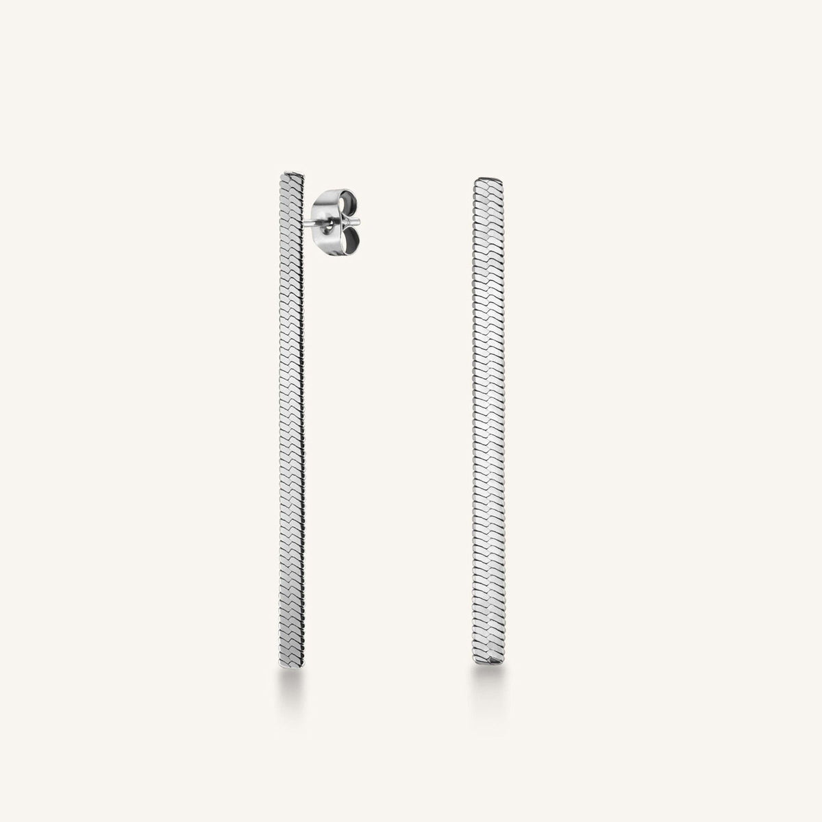 Snake Earrings leftcolumn