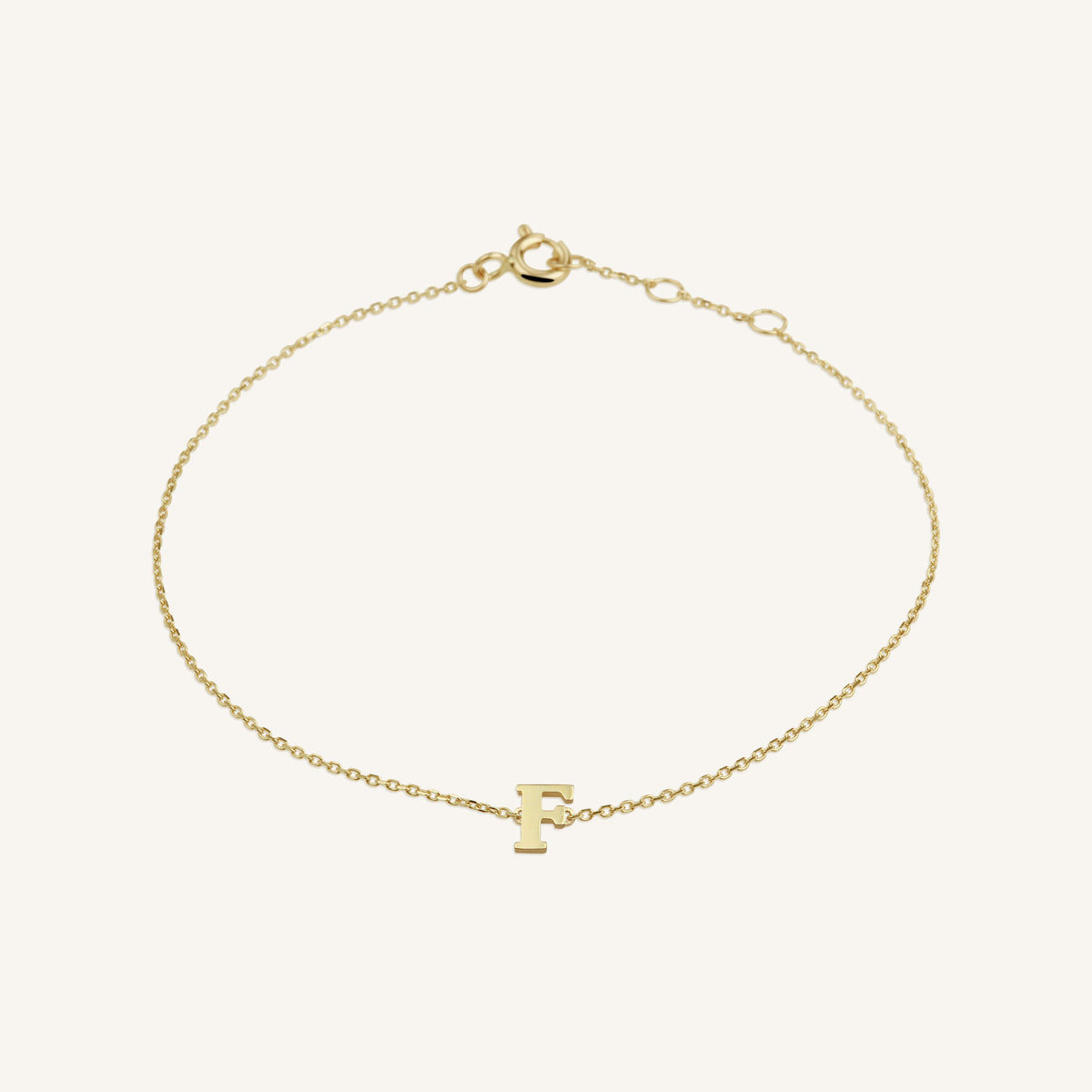 Initial Bracelet F leftcolumn