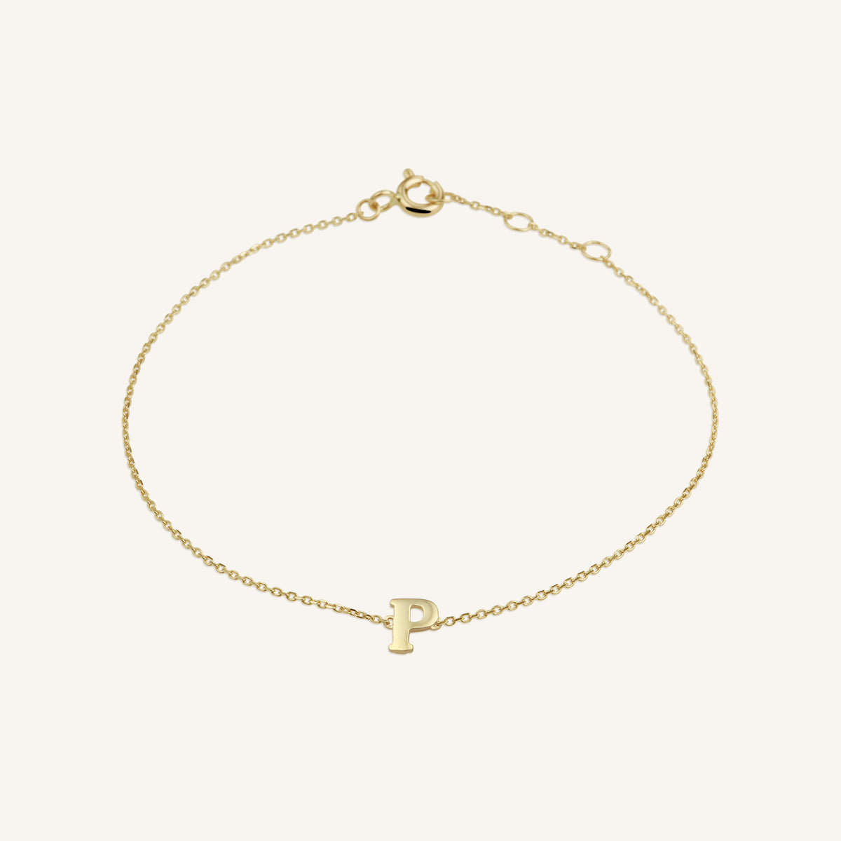 Initial Bracelet P leftcolumn