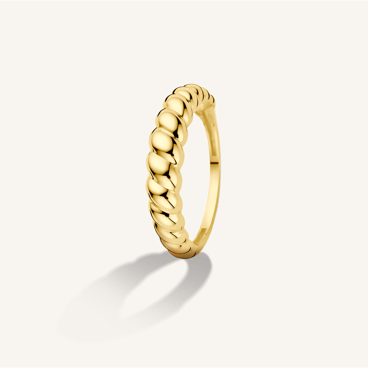 Croissant Ring leftcolumn