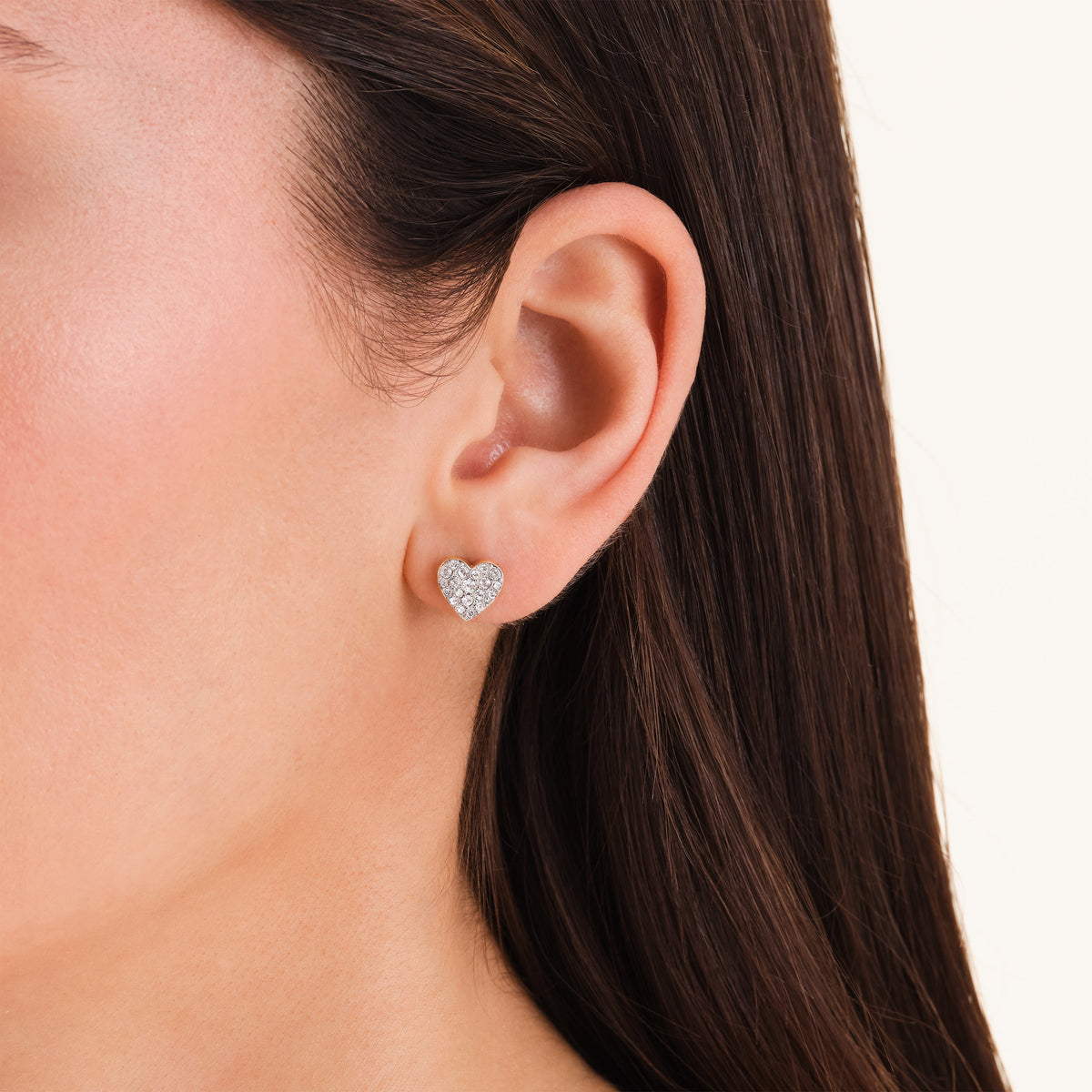 Pavé Heart Studs leftcolumn