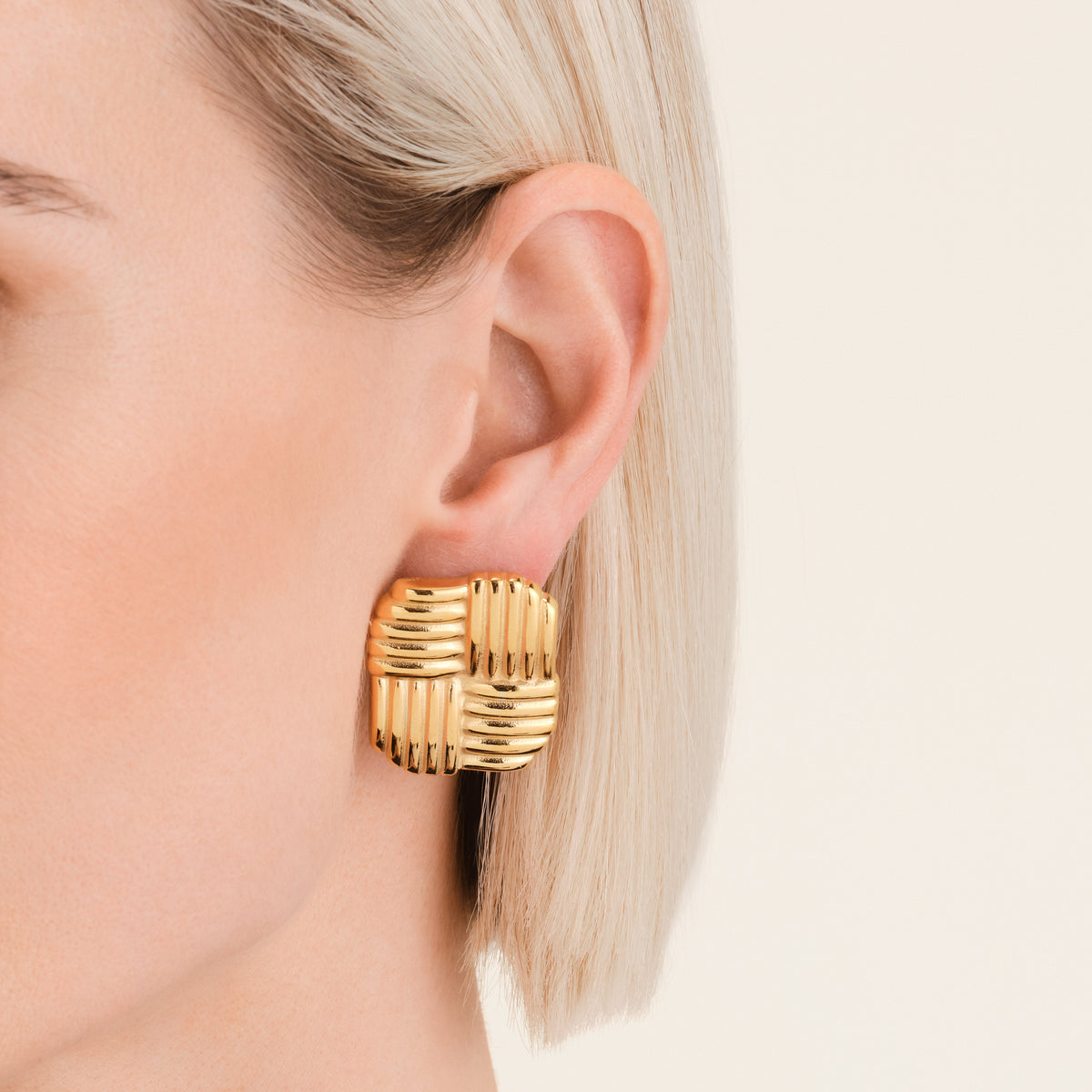 Texture Earrings leftcolumn,2