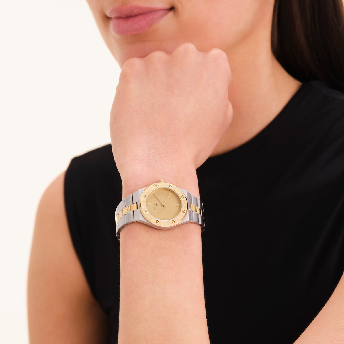 Rose Duotone - Engraved leftcolumn